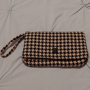 PRICE DROP Houndstooth 1154 Lill Studio Clutch